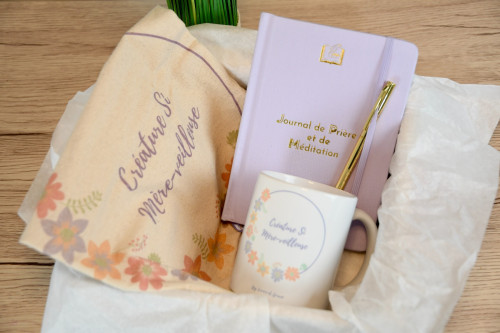 Coffret fête des mères Lilas "Créature Si Mère-veilleuse"