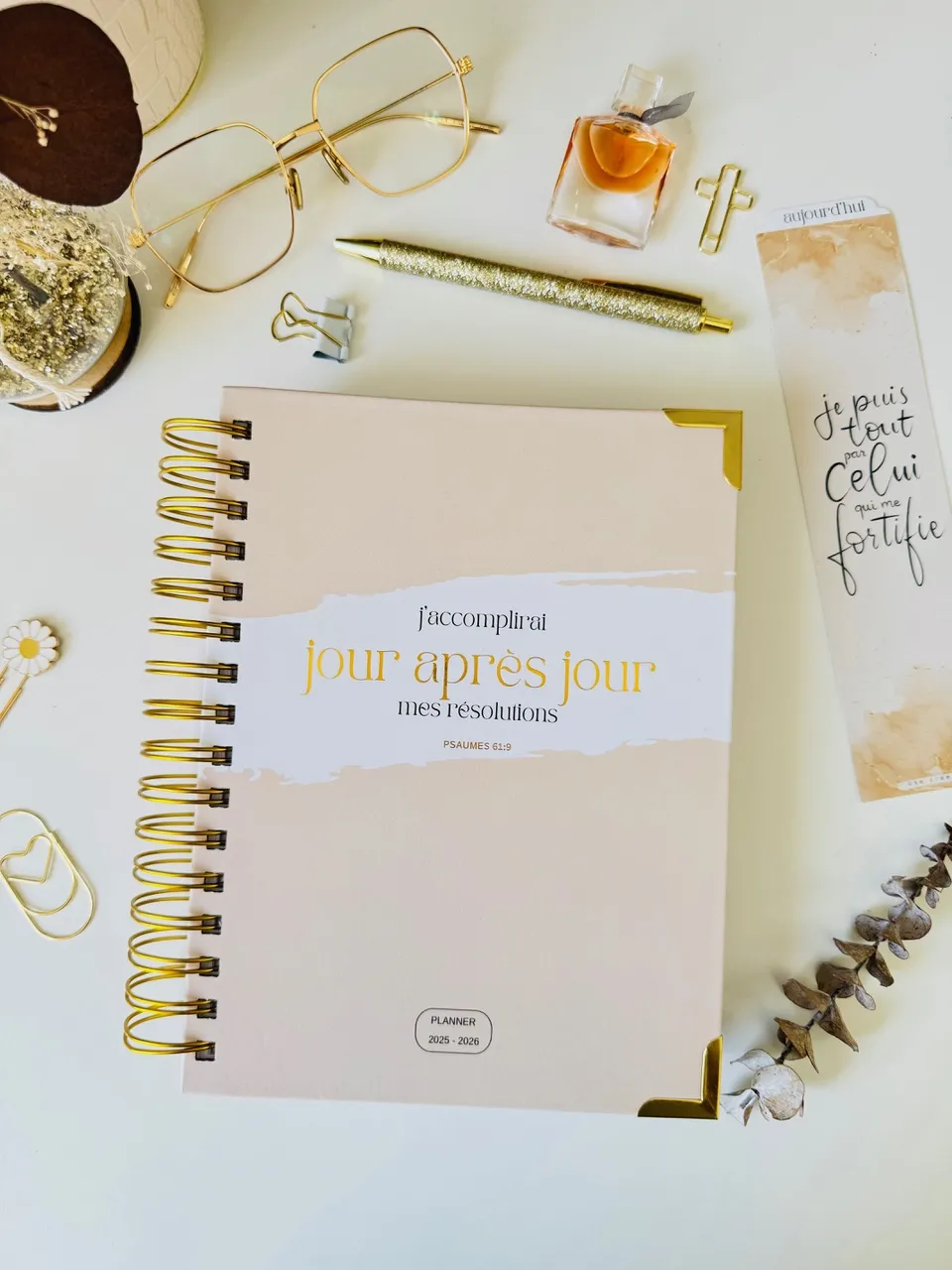 Planner jour après jour 2025-2026 - j'accomplirai mes résolutions