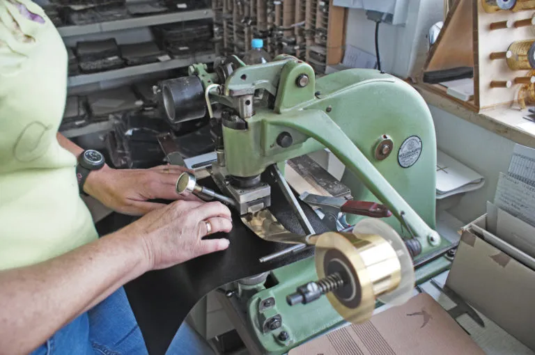 Bibelhülle maßgeschneidert Kalos