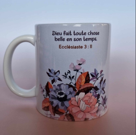 Mug "Dieu fait toute chose belle en son temps." Ecclésiaste 3:11 - Finition brillante