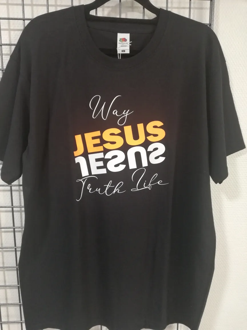 T-shirt noir "Jesus Way, Truth, Life"