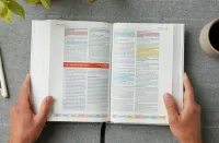 Anglais, Bible KJV, Color Code Study Bible