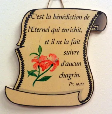 Bois parchemin petit, Mieux vaut un morceau […] - Proverbes 17.1