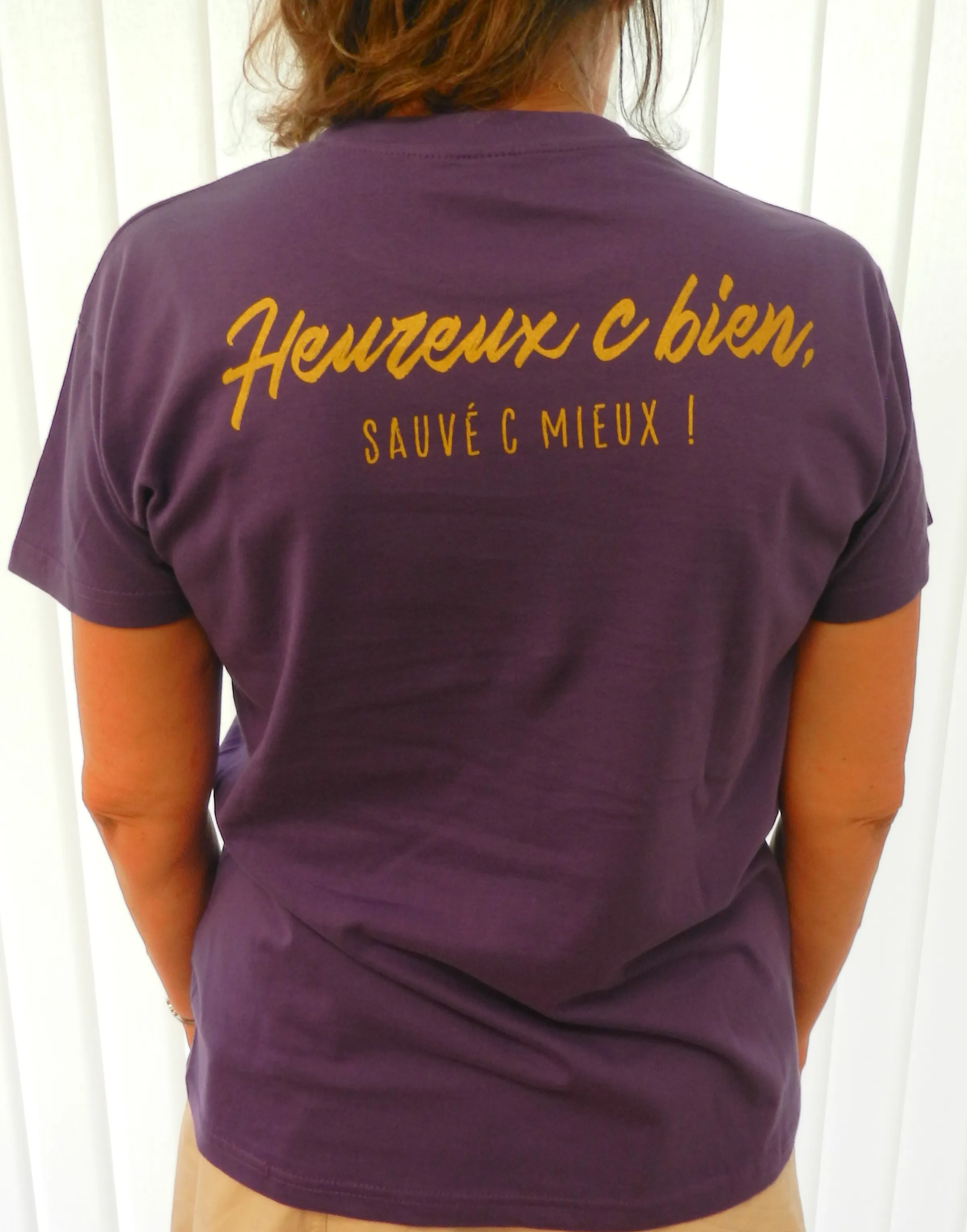 Jésus sauve + Heureux - T-Shirt violet foncé