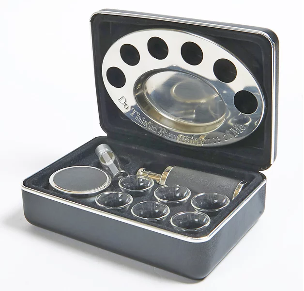 Set portable de communion LEGACY - Ensemble de voyage de Sainte Cène pour 6 personnes